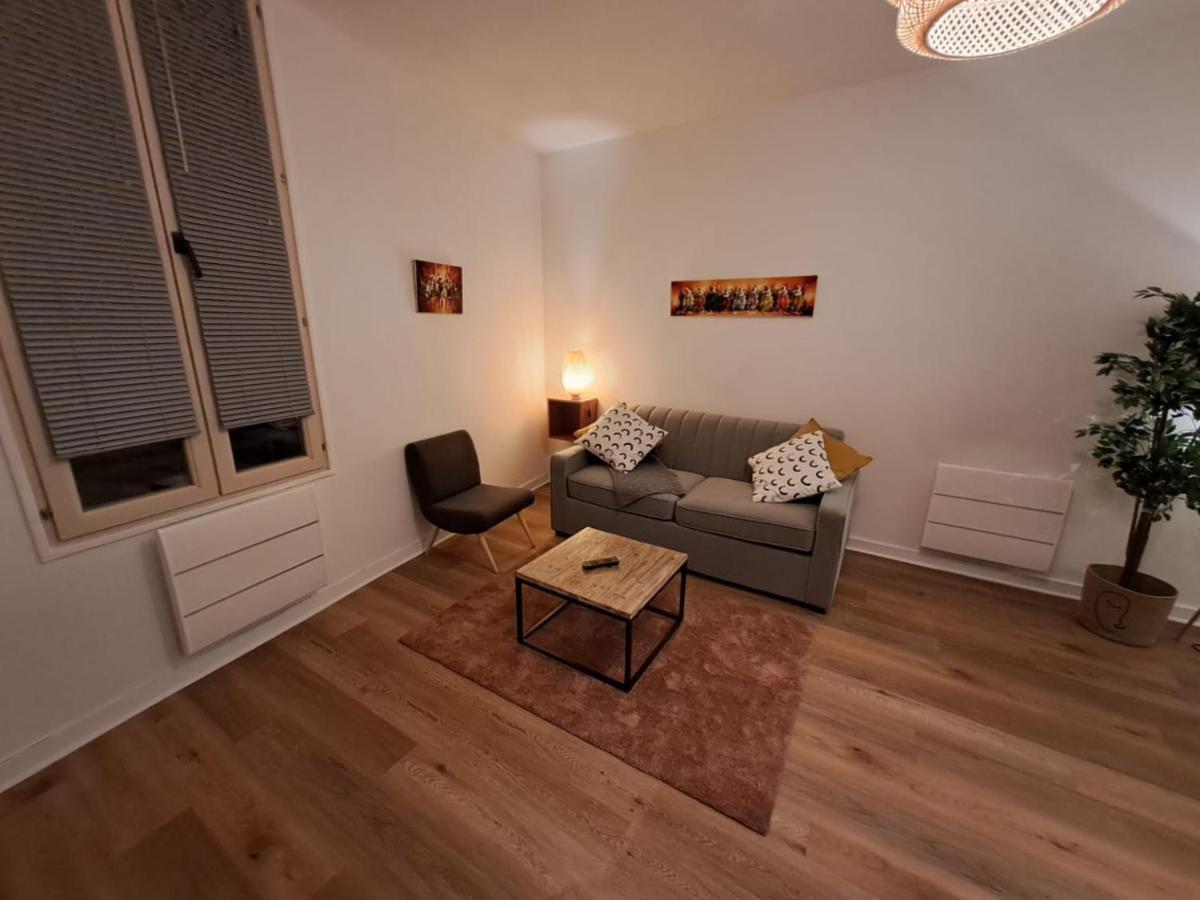 Le Saint Jean , Centre Historique, Wifi, Tout Equipe, Ideal Famille, Business, Ou Simple Escapade Niort Luaran gambar